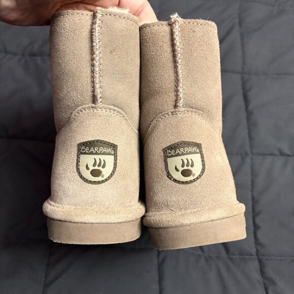 BearPaw "Liv" Suede Pom-Pom Boot w/Rain Repellent - Size: 7.5 - Almost New - Picture 6 of 16